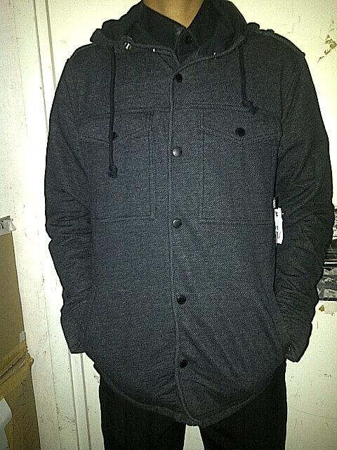 VansPs's tweet photo. Kinnear Black/Vintage White http://t.co/pUzP3OS3mW