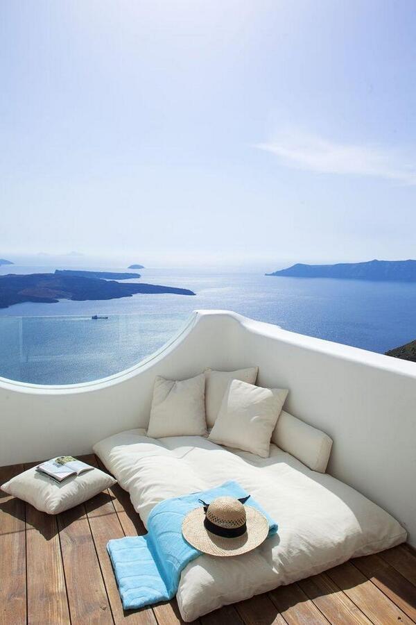 rybotics's tweet photo. Santorini, Greece http://t.co/bPMejExr2d