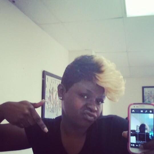 Hairweavemurder's tweet photo. Hello Twitter #myfirstTweet Hay follow me I follow back♥♡♥♡ http://t.co/rycDY3YUD1