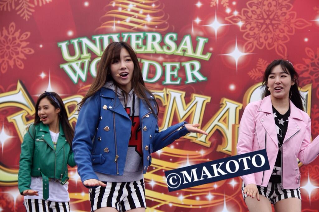 [PIC][15-12-2013]SNSD tham dự "SMTOWN V-theater Released event in USJ" vào trưa nay Bbf7ko4CEAAPlR9