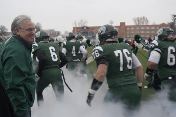 GovJayNixon's tweet photo. No stopping these Bearcats. With win over Lakers, undefeated @NWMOState heads to #NCAA championship in AL http://t.co/InRczyH3NP