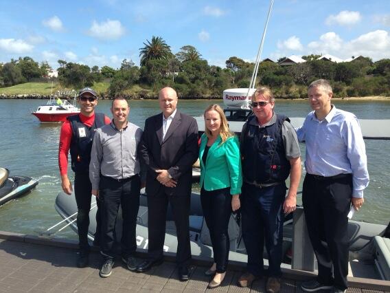 DavidHodgettMP's tweet image. Out with @DonnaBauerMP, @maritimetsv, and @cgmelb appealing to all waterway users to stay safe over holidays