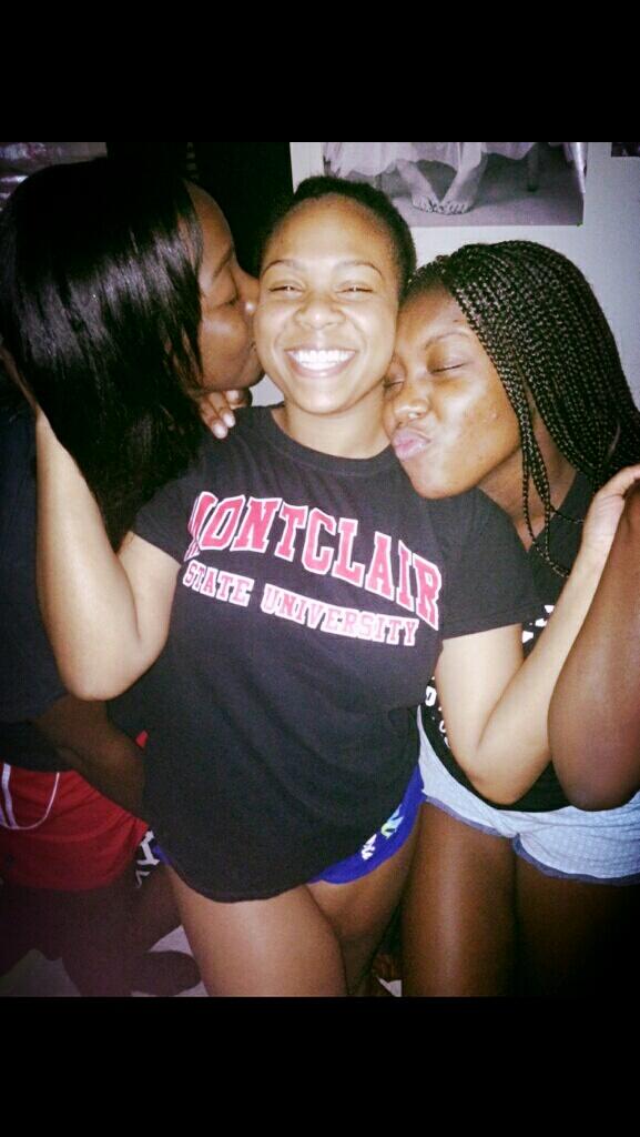 NextLevelUtopia's tweet image. Can&apos;t ask for better friends :-) #College #EndofFallSemester