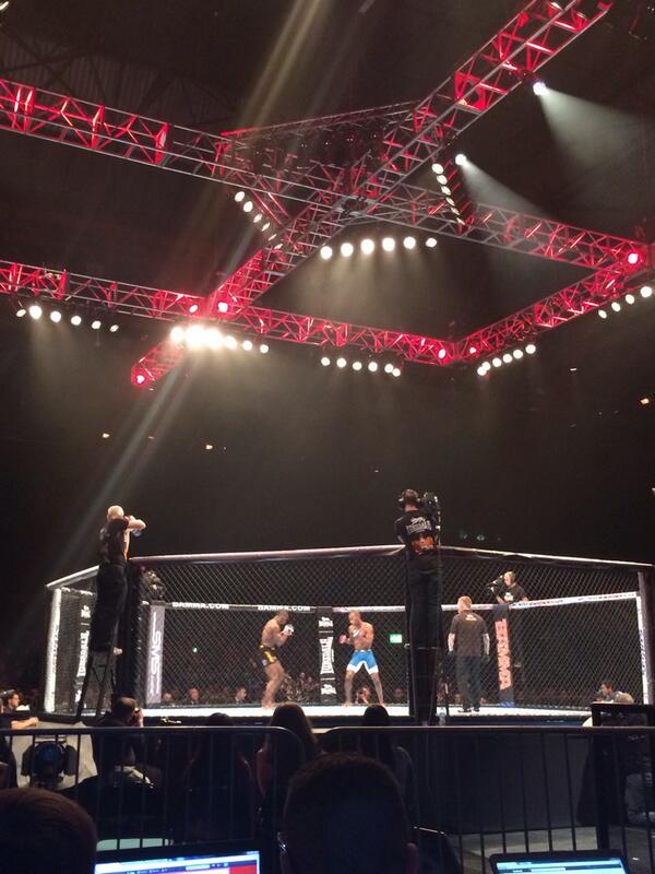 jamesmichael_18's tweet photo. What a great evening. Well done to the #BAMMA14 crew http://t.co/NvgJb9oiPc