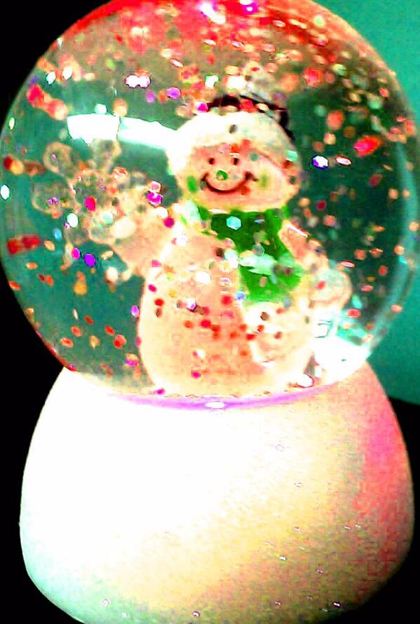 TalentsMomMLG's tweet image. #FrostyTheSnoman movie I guess ok 2 share if on UTube? #jesusisReason for season #Bethlehem youtube.com/watch?v=g0uhie…