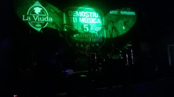 acusado_py's tweet photo. @LaViudaBar te espera! Súper show preparado! Veni pues!! http://t.co/2r93rIORnw