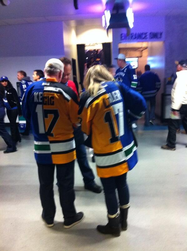 mayorNHL's tweet image. "@TheStanchion: Oh man. http://t.co/FiaWxFJwxY" ... @BiggEBigg: @passittobulis we need a ruling from @mayorNHL" Not. Acceptable #MayorRuling