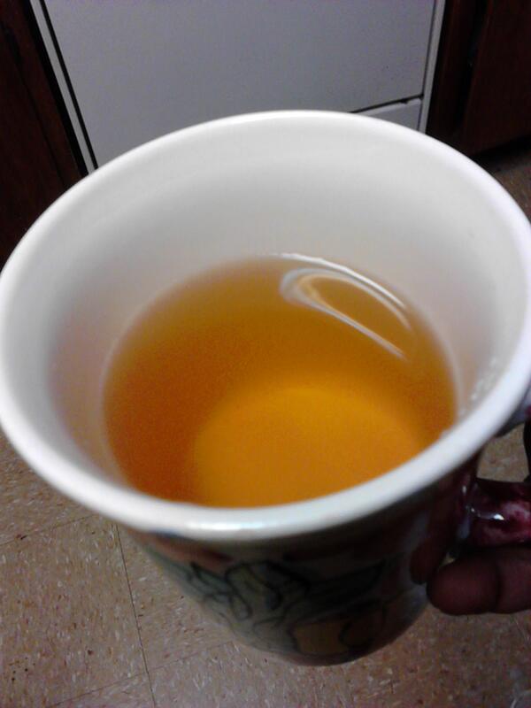 TornAtTheSeam's tweet photo. Honey Chamomile...good stuff http://t.co/r1OT5tdVa2