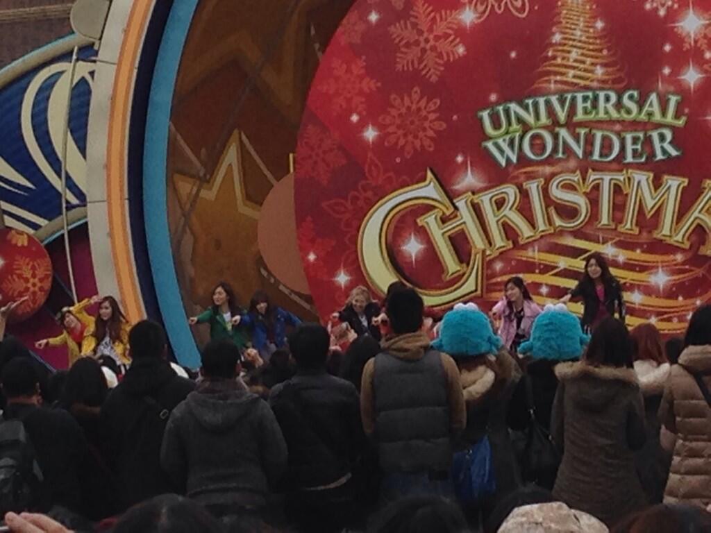[PIC][15-12-2013]SNSD tham dự "SMTOWN V-theater Released event in USJ" vào trưa nay BbftO2gCUAACAuU
