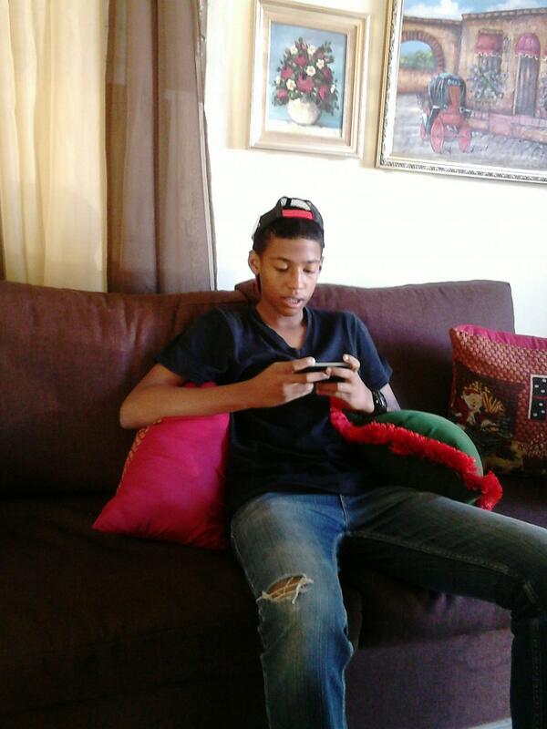 Dominican_Man's tweet photo. Yo jugando #FunRun http://t.co/ZgIotzJhq1