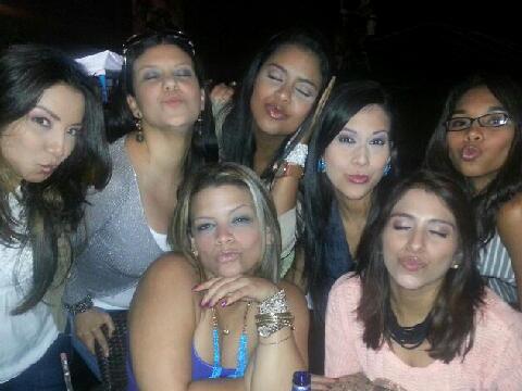 Besitooooosssss <a href="/anarosagarcia/">Ana Rosa García</a> <a href="/DaylinsG/">Dayane Lins</a> <a href="/YeishaG/">Yeisha Galtney</a> <a href="/ReinaPereira/">Andreina</a>