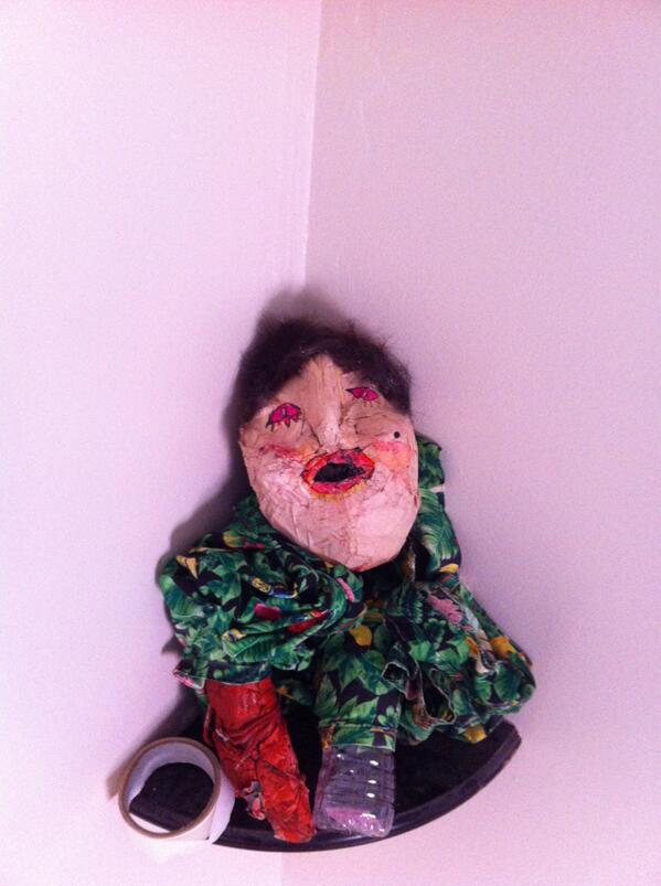 Tiny__Leg's tweet photo. Voodoo rat http://t.co/WgZVqAXC2J