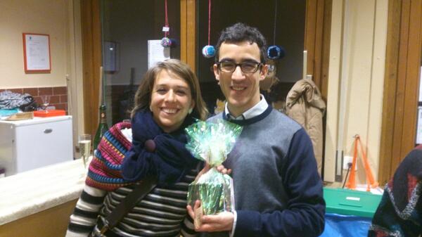 Quina cara de felicitat els afortunats de guanyar la panera!!