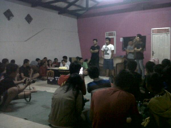 NinjaJari's tweet photo. Terimakasih RT"@adieracing: Mantap RT“@NinjaJari: Sukese buat acaranya :) terimakasih semuanya http://t.co/RfzHu5C25H”"