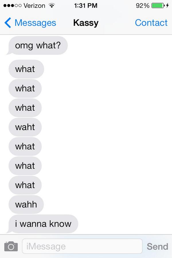 SarahDesGrange's tweet image. Lmao when Kassy wants me to tell her something😂 @kassyxo24 #TextBomb