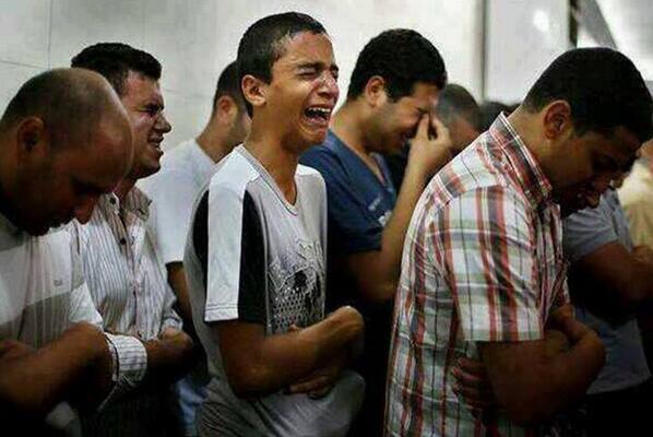 ZulSWAG's tweet photo. Rakyat Mesir berkata : "Kami solat 6 kali sehari skrg : Subuh, Zuhur, Asar, Maghrib, Isyak dan (Jenazah). " Allah :'( http://t.co/oDAEEUgqZm