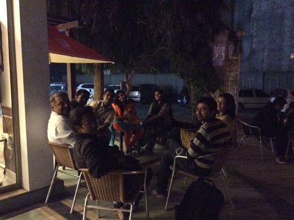 meet_ankit23's tweet image. Friends &amp;amp; me.. On a Sunday eve