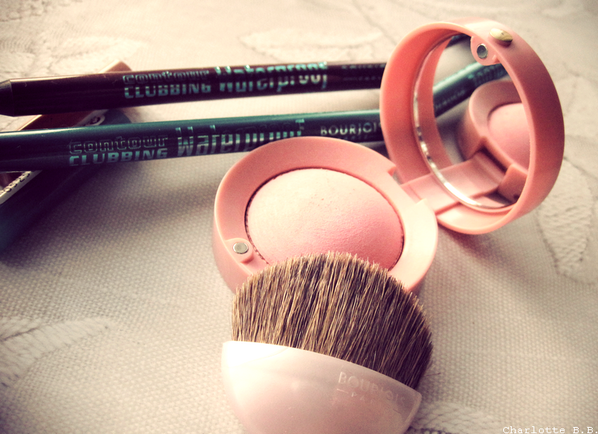 BourjoisME's tweet photo. Tell us ladies what's your favorite blush color in winter? http://t.co/bBjrr5rvjC