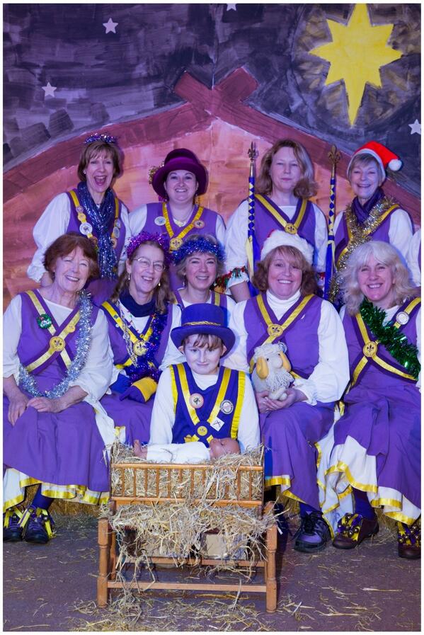 Nativity Fleurs at the Godalming Baptist Churc h