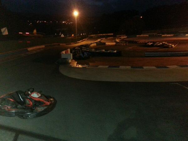 AdriAlvarellos's tweet photo. E ahora por aqui que andamos! http://t.co/1biu48DRUl
