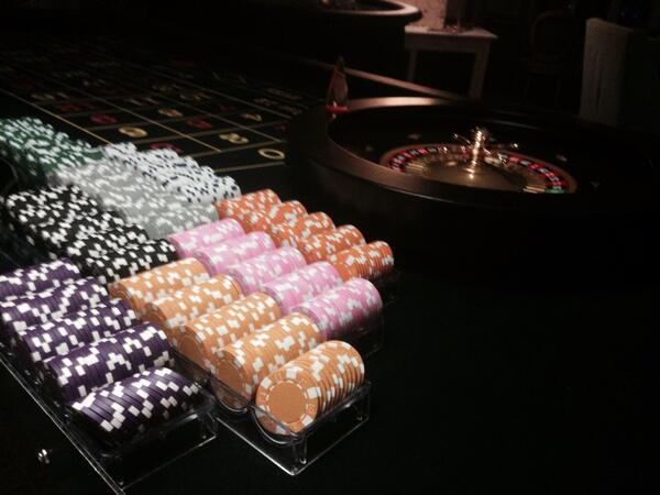 TomParrish126's tweet photo. Just gearing up for the @waitrose hersham Xmas party casino night. @BurhillGolfClub #nomorebets #toomany http://t.co/ktq5kTiWRZ