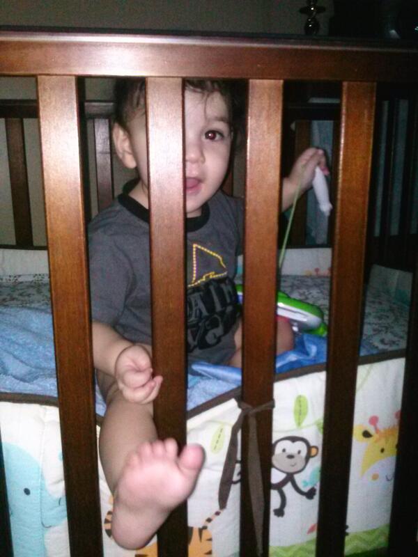 nancyphilly's tweet image. 12 Days of Giveaways - Thank You ellentv.com/page/2012/11/3… via @TheEllenShow Carlo growin outta his crib #PickMeEllen