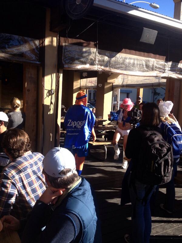 nprachyl's tweet photo. #ZapposGingerbreadMan http://t.co/EdZLHbkzCI