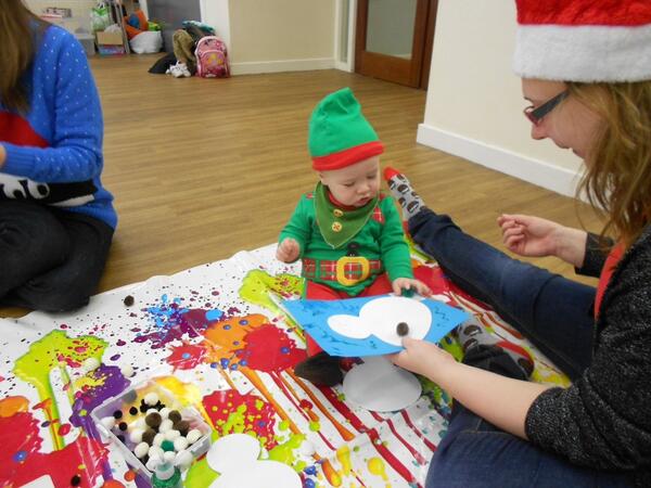 Having fun at Christmas <a href="/Go_Tots/">Go Tots</a> #arty