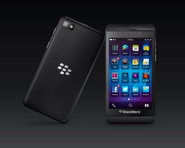 Alberto_Ace3's tweet photo. En 10 minutos más se rifará El Nuevo BlackBerry Z10; Participa, solo haz ReTweet y Sigue a @chistetipico http://t.co/GBHt2f6O4A
