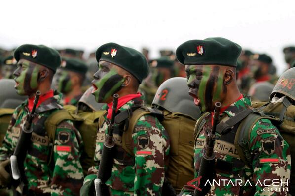 INAcommandforce's tweet photo. Yonif raider http://t.co/V9nkPEpQN1