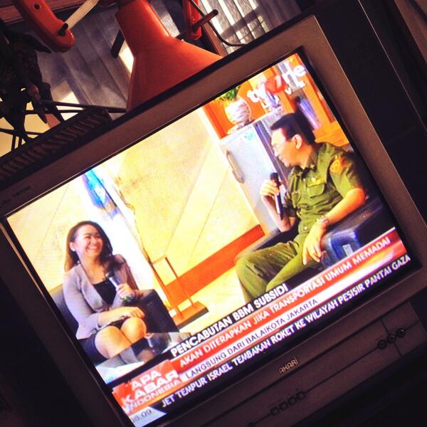 HOT - Ahok Semprot Wartawati TV One..