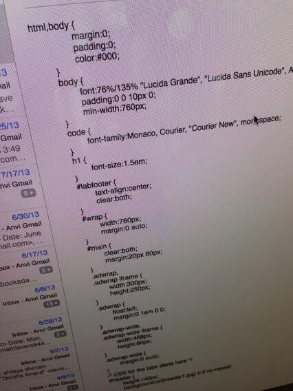 kapso's tweet image. CSS code my 12yr old niece wrote #MakesMeProud #KidsLearnToCode