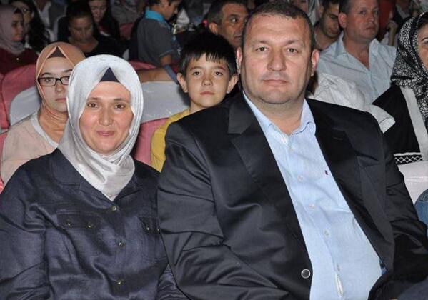 Bigadicbelediye's tweet photo. esenlik temennisiyle hayırlı işler diler, saygılar sunarım. Mustafa GÖKSEL Bigadiç Belediye Başkanı http://t.co/MPUCplXGE4