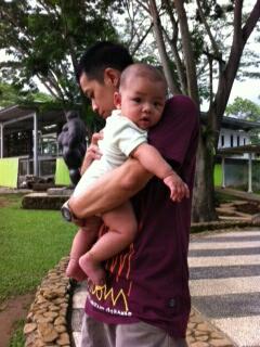 nuruull's tweet photo. Mblooo ku http://t.co/pqhKQ5jMSb