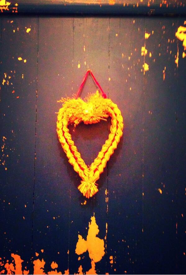 unselfdependant's tweet photo. Share the love. Get into the #christmas #spirit http://t.co/J80H6U5Xd6
