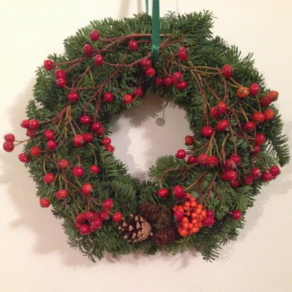 My beautiful wreath by @Rosegold_Roma It smells like Christmas!