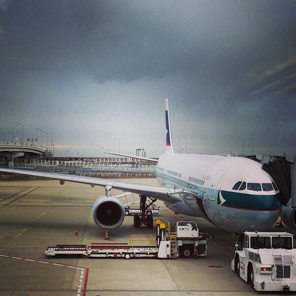 BrickYang's tweet photo. #大阪 关西 #机场 。#osaka #airport #rx10 #sony #japan #日本 #索尼http://http://t.co/Yj4VDHsAP0 http://t.co/4uteX3t7or
