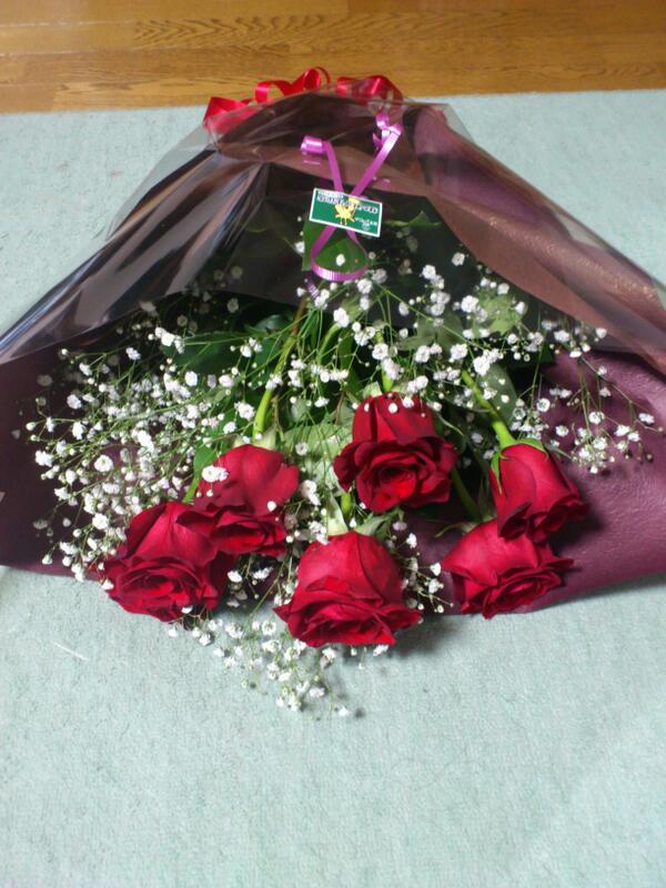 michiko5854's tweet photo. 深紅の薔薇・・・カッコいい
ありがと(^o^) http://t.co/1DO4XKPuho