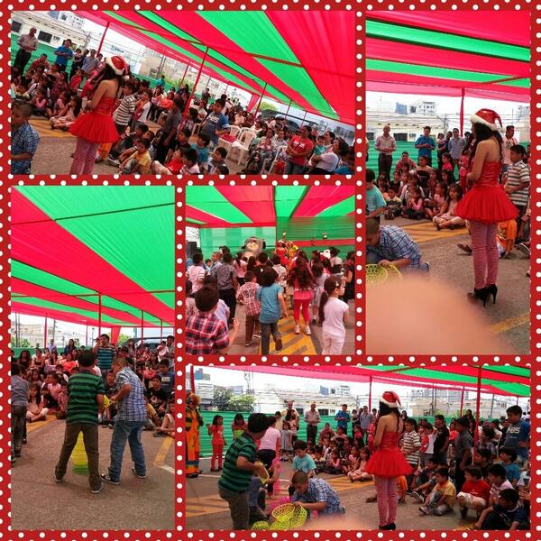 santaclaraperu's tweet photo. El día sábado estuvimos en el Touring Automovil club del Perú con el #TrencitoNavideño de @santaclaraperu :) :) :) :) http://t.co/EeSCUgRteC