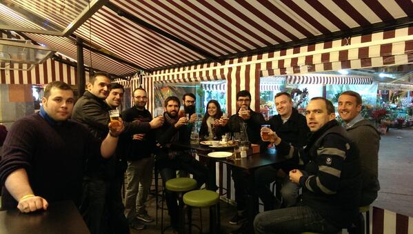 displaynote's tweet photo. 3 worlds collide: Belfast, San Francisco &amp; Murcia branches of DisplayNote ditch IM/Skype &amp; collaborate in person. http://t.co/YY83bGlCMD