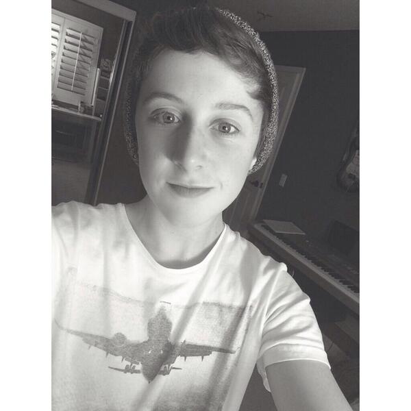 O2LISPERFECT123's tweet image. Baby, I feel you pull me to the dark side.