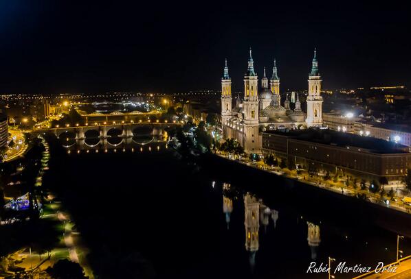 SoydeZaragoza's tweet photo. ES... I M P R E S I O N A N T E

ES... Z A R A G O Z A   :D http://t.co/c90nPUEnLR