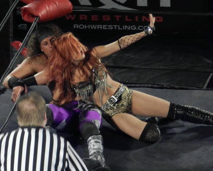 Watch Scarlett Bordeaux's leaked NSFW photo on TwXstars