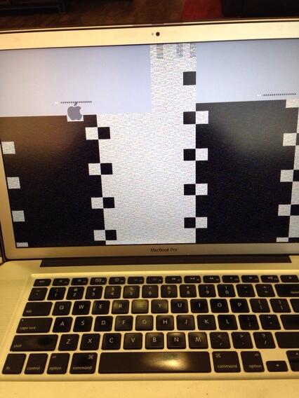 SusanLambert's tweet image. Um, this can&apos;t be good. Please note: I am not playing an old school video game. #macbook #techtrouble