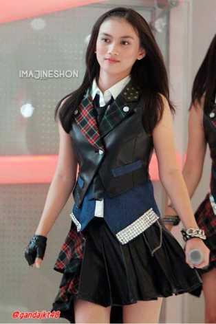 MelodiestFP's tweet photo. Pagieee ^_^ RT@48RegBJS: Slamat Pagi.. @melodyJKT48 @Melody48ID @OfficialJKT48st @.MelodiestFP #MinNew http://t.co/HjaGWaFJ3X