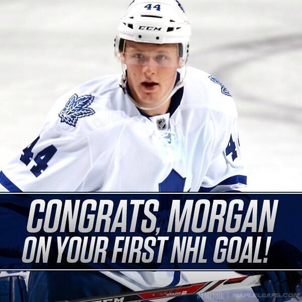 MapleLeafs's tweet image. Congrats @mriles4 on your first @NHL goal #SEAofBLUE #PlayHappy
