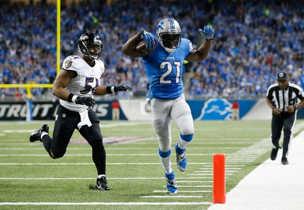 NFL's tweet photo. Reggie! Reggie! Reggie! #BALvsDET http://t.co/KvvyTFpeL0