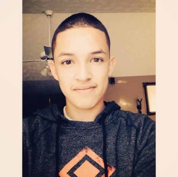 illest_17's tweet photo. 😈 http://t.co/dQaQkp1ALC
