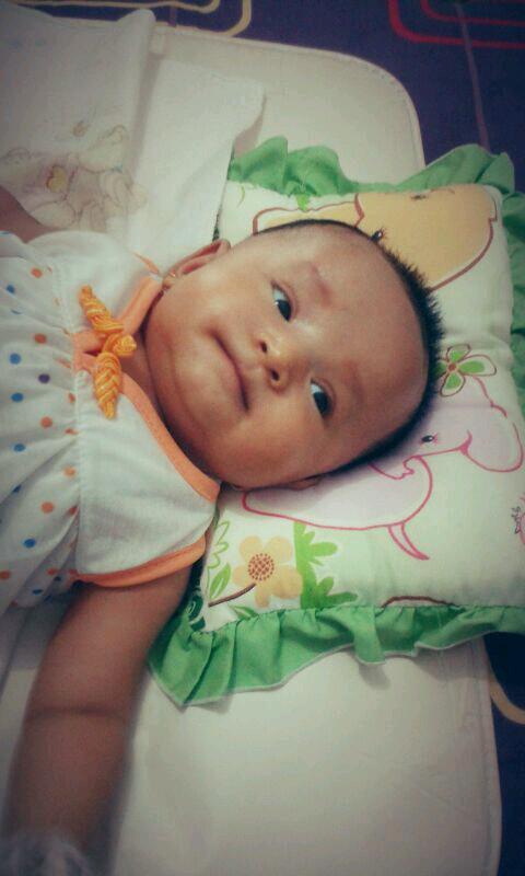Nuzani's tweet photo. Kangen kamu nak http://t.co/epouT1QPWS