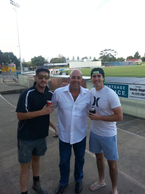 J_PED's tweet photo. Would love a few beers with this great man tonight @darren_lehmann #jobdone #ashes http://t.co/ncfSkNo0qB